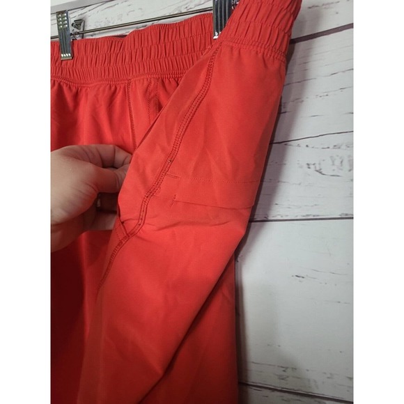 Lululemon Pace Breaker Linerless Short 11" Red Mens Size Medium Athleisure - Picture 4 of 5